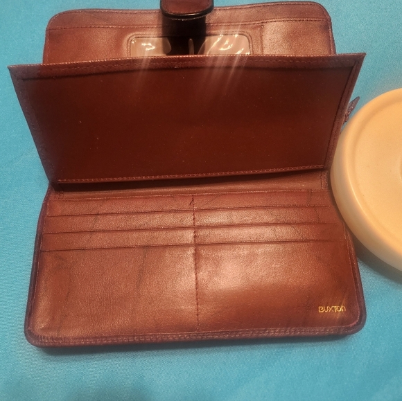 JULIA BUXTON Leather Heiress Pick Me Up Checkbook Keeper/ Wallet EUC - Picture 9 of 12